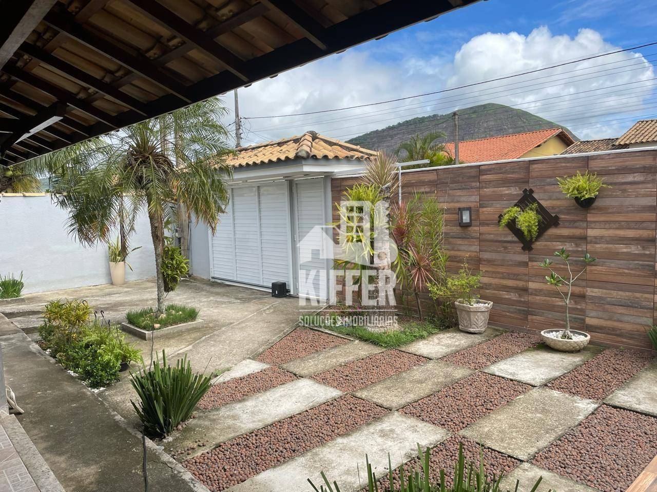 Casa à venda, 120 m² por R$ 580.000,99 - Jardim Atlântico Central (Itaipuaçu) - Maricá/RJ