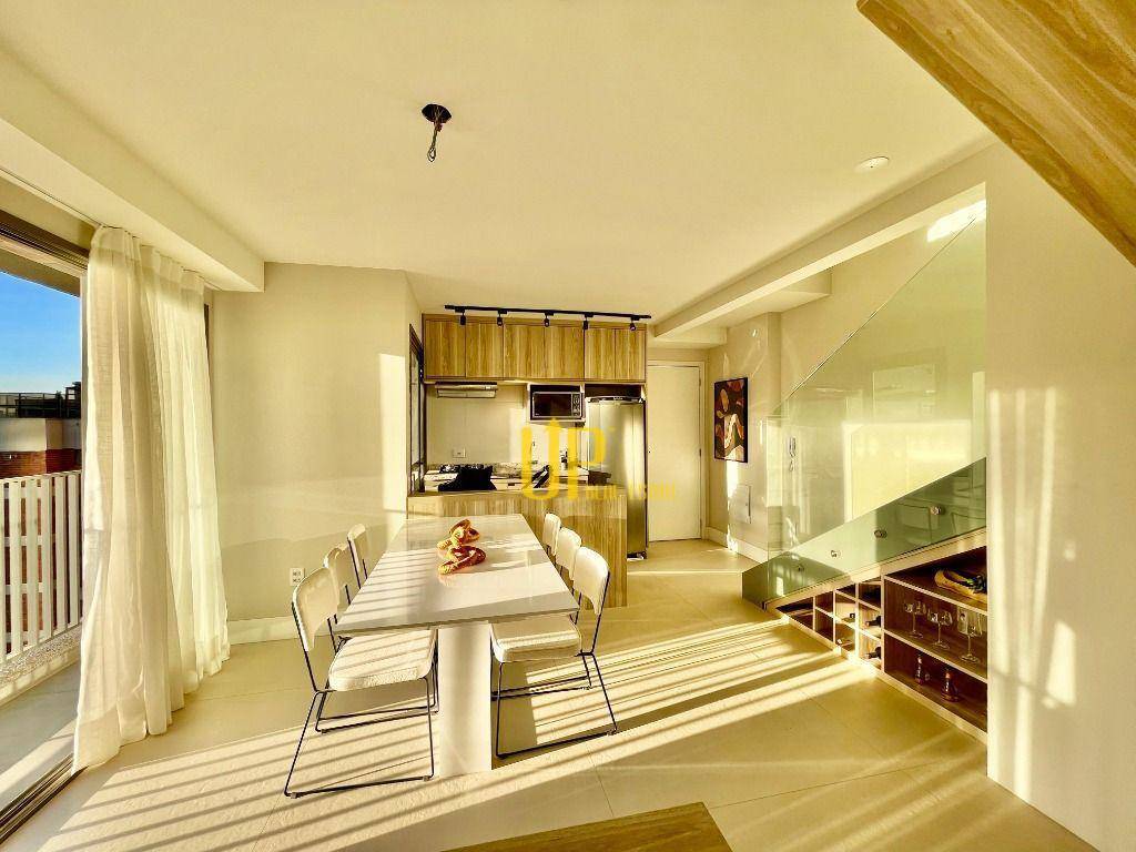 Apartamento Duplex com 2 dormitórios à venda, 99 m² por R$ 2.810.000,00 - Moema - São Paulo/SP