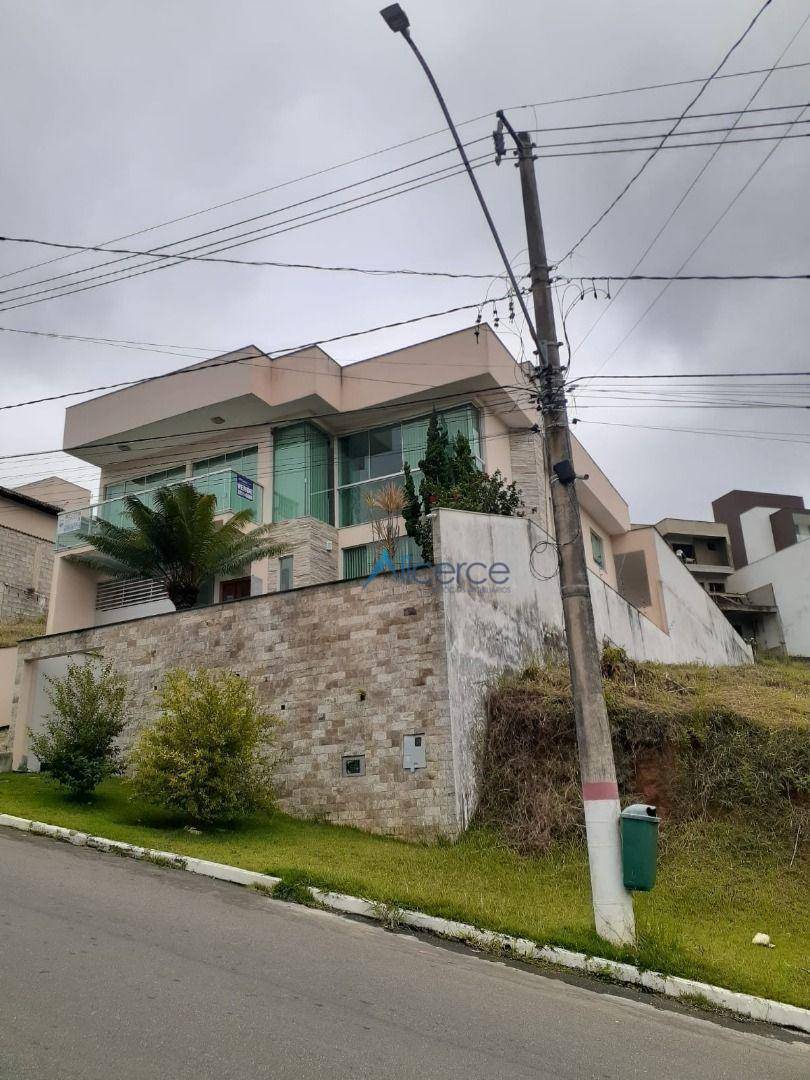 Casa com 3 dormitórios à venda, 250 m² por R$ 1.299.000,00 - Nova Gramado - Juiz de Fora/MG