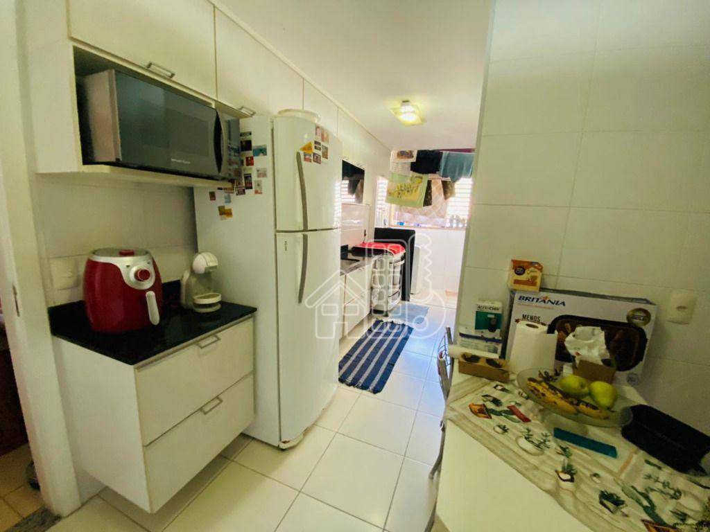 Apartamento com 3 dormitórios à venda, 110 m² por R$ 790.000,00 - Vital Brasil - Niterói/RJ