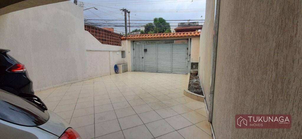 Sobrado à venda, 236 m² por R$ 789.000,00 - Jardim Vila Galvão - Guarulhos/SP