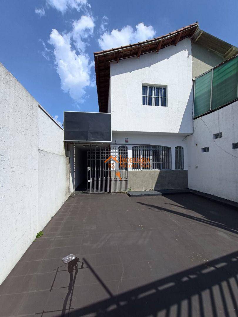 Sobrado com 3 dormitórios para alugar, 250 m² por R$ 4.997,00/mês - Jardim Santa Mena - Guarulhos/SP