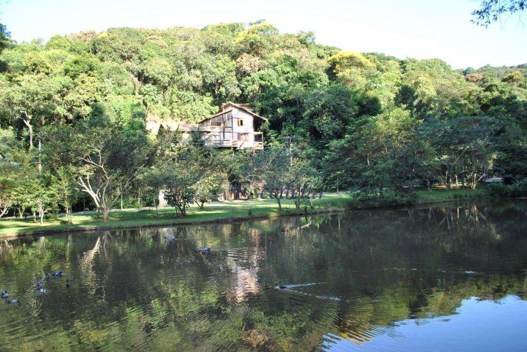 Casa com 3 dormitórios à venda, 241 m² por R$ 1.500.000,00 - Serra da Cantareira - Mairiporã/SP