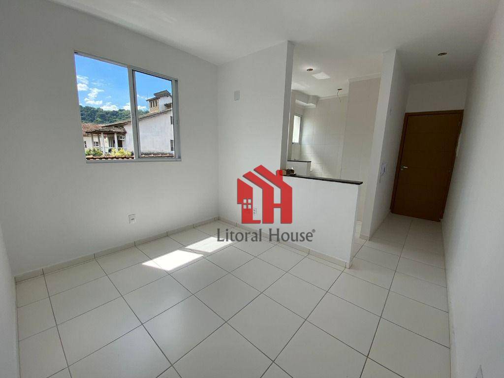 Apartamento com 2 dormitórios à venda, 47 m² por R$ 293.000,00 - Vila Voturuá - São Vicente/SP