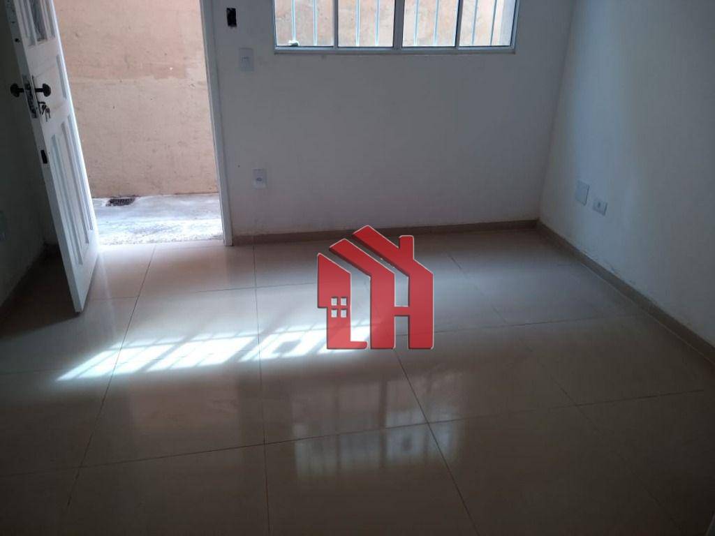 Apartamento com 2 dormitórios à venda, 63 m² por R$ 245.000,00 - Vila Valença - São Vicente/SP