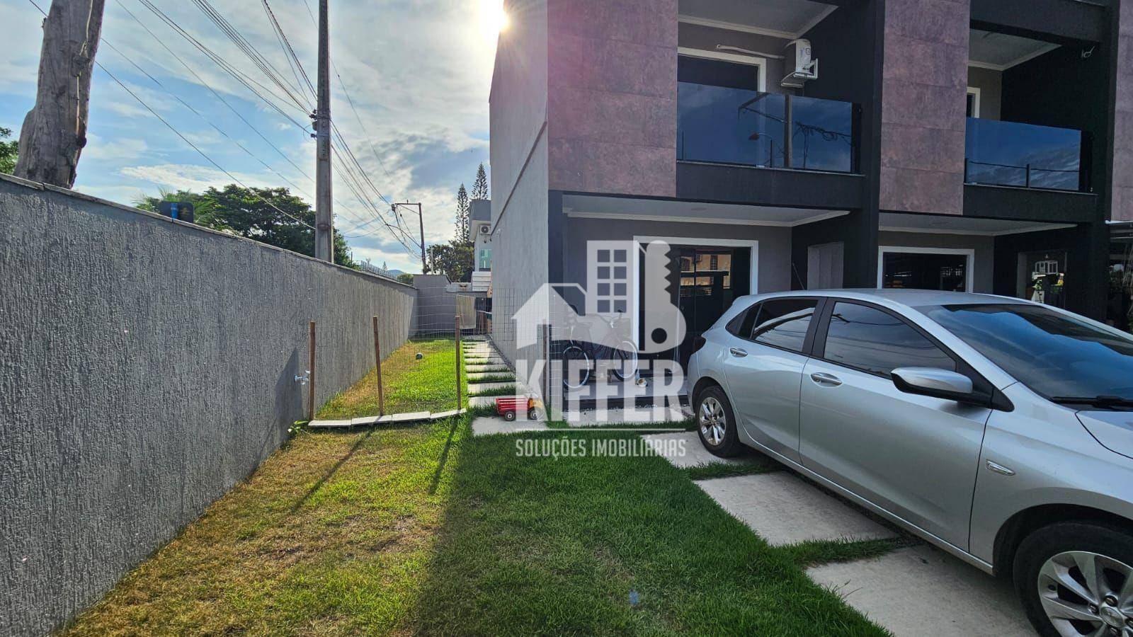 Casa com 2 suítes à venda, 80 m² por R$ 450.000 - Itaipuaçu - Maricá/RJ