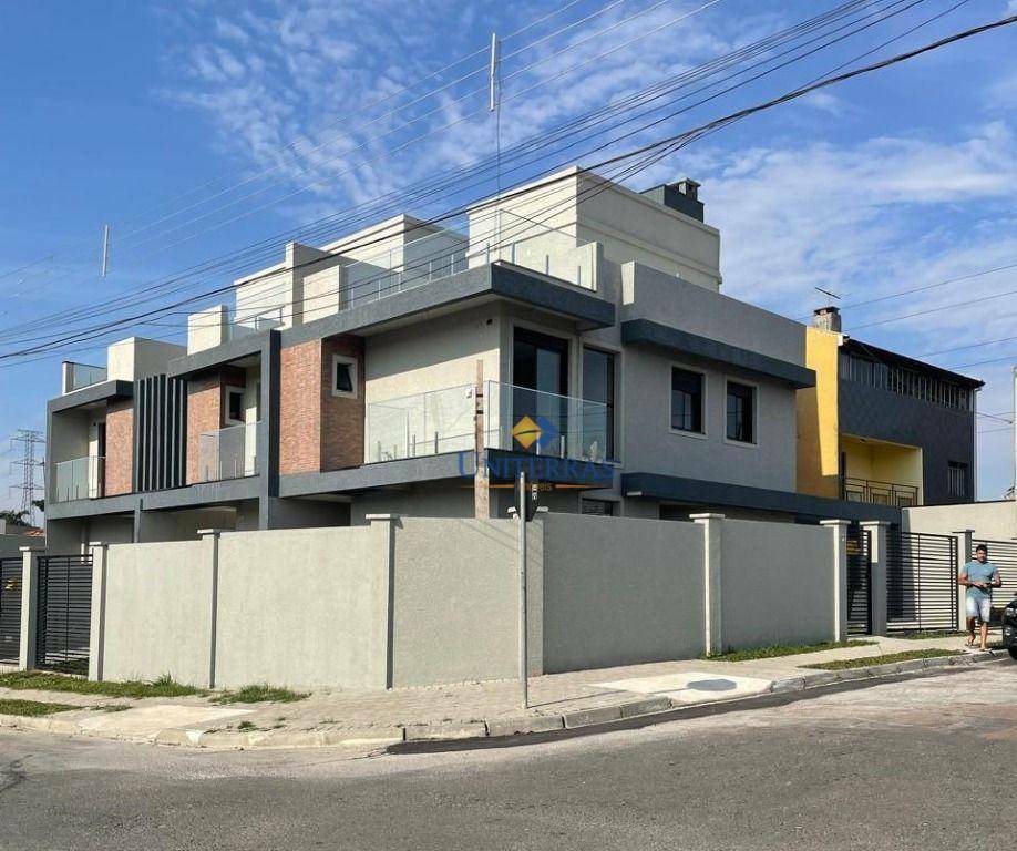 Sobrado com 3 dormitórios à venda, 130 m² por R$ 749.000,00 - Fazendinha - Curitiba/PR