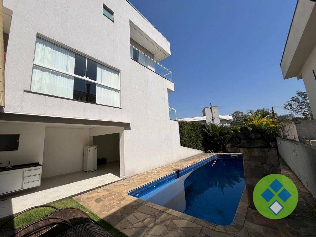 Casa com 4 dormitórios à venda, 330 m² por R$ 1.900.000 - Santana de Parnaíba - Santana de Parnaíba/SP