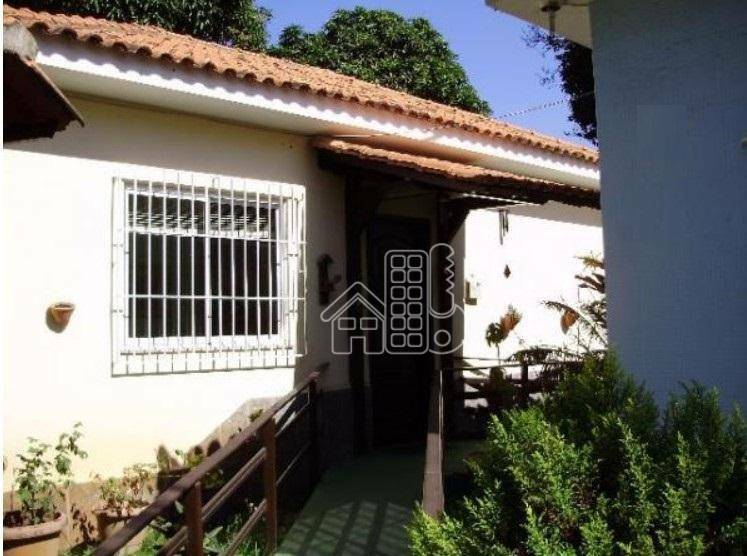 Casa com 5 dormitórios à venda, 230 m² por R$ 5.000.000,00 - Itacoatiara - Niterói/RJ