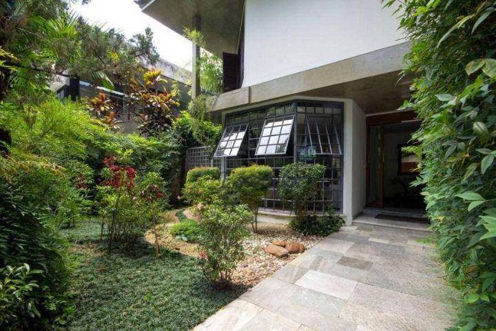 Casa com 4 dormitórios à venda, 461 m² por R$ 3.900.000,00 - Alto de Pinheiros - São Paulo/SP