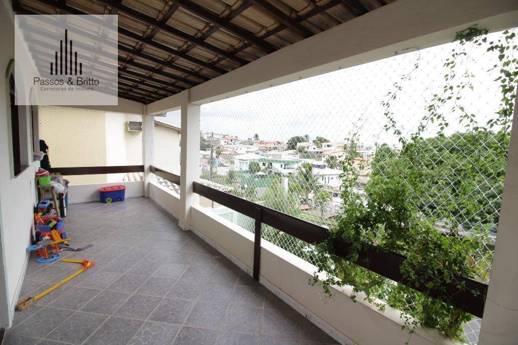 Casa com 5 dormitórios à venda, 236 m² por R$ 595.000 - Estrada Do Coco - Lauro de Freitas/BA