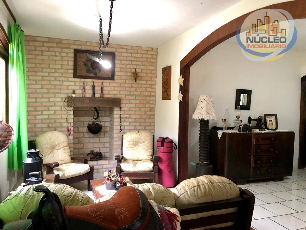 Casa com 3 Dormitórios à venda, 112 m² por R$ 410.000,00
