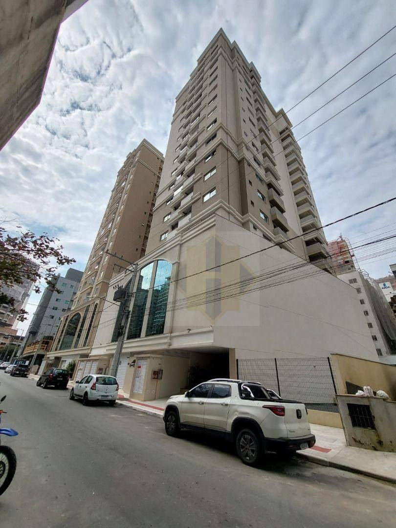 Apartamento com 3 dormitórios para alugar, 70 m² por R$ 3.406,57/mês - Morretes - Itapema/SC