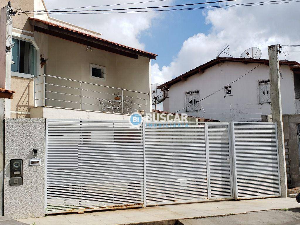 Casa à venda, 200 m² por R$ 550.000,00 - Cidade Nova - Feira de Santana/BA