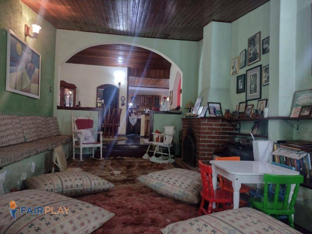 Casa com 6 dormitórios à venda, 327 m² por R$ 1.100.000 - Jardim - Santo André/SP