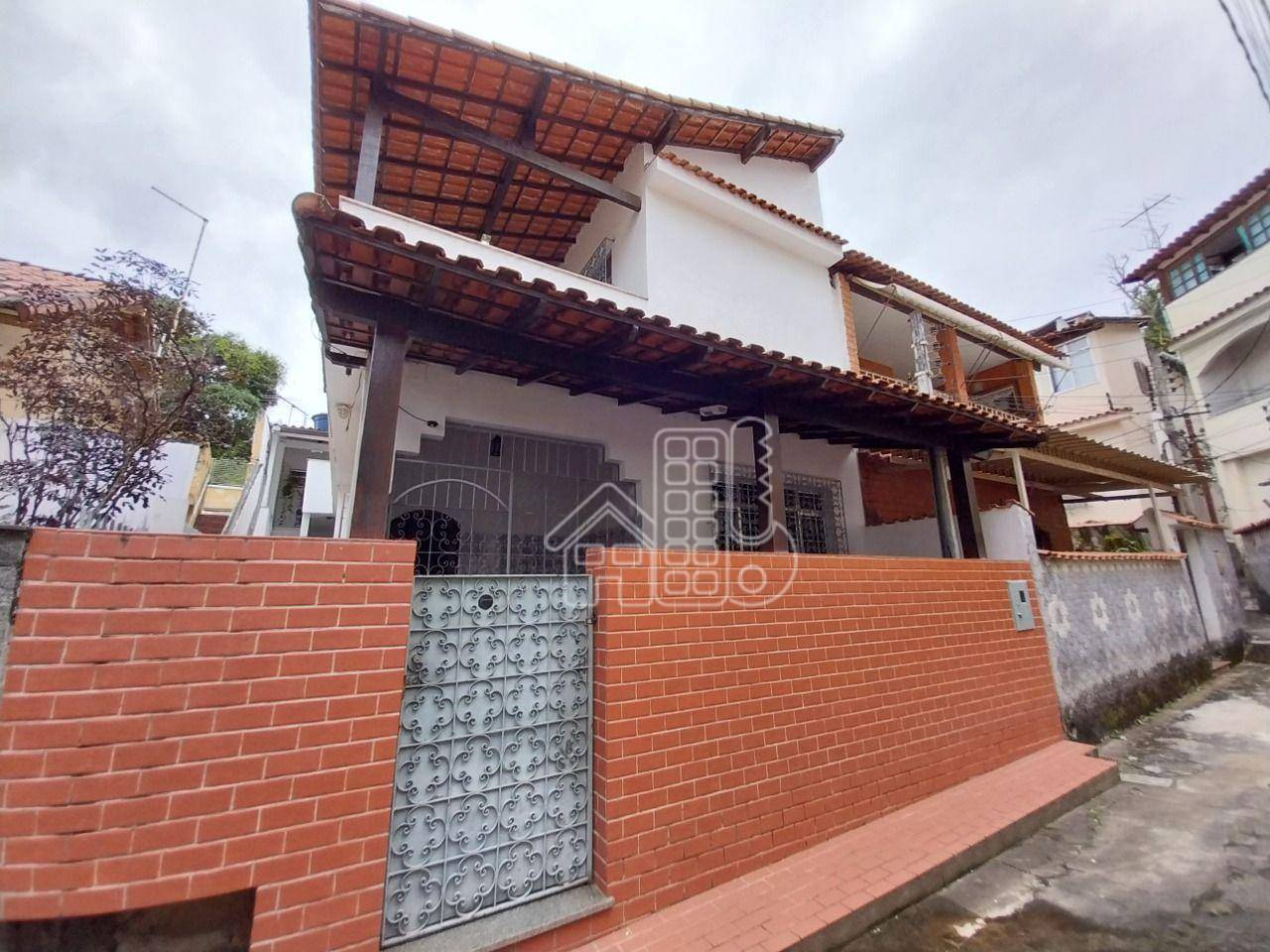Casa com 4 quartos à venda, 202 m² por R$ 700.000 - São Domingos - Niterói/RJ