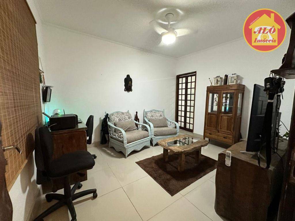 Casa com 3 quartos à venda por R$ 550.000 - Vila Guilhermina - Praia Grande/SP