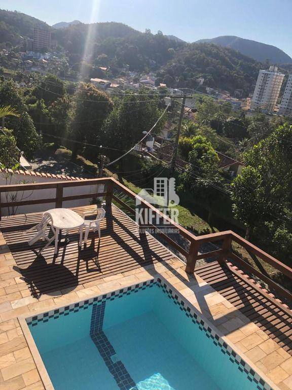 Casa com 3 dormitórios à venda, 281 m² por R$ 900.000,00 - Maria Paula - Niterói/RJ