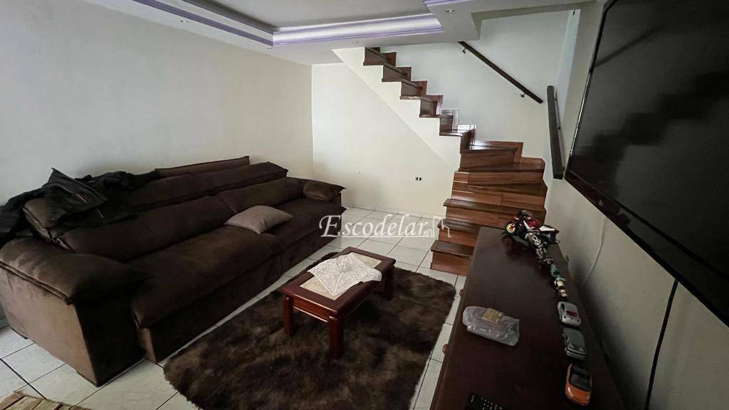 Sobrado com 3 dormitórios à venda, 236 m² por R$ 420.000,00 - Parque dos Lagos - Jandira/SP