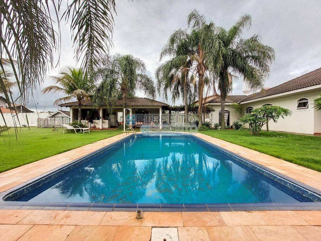 Casa com 4 quartos à venda, 369 m² por R$ 2.900.000 - Jardim Itatiaia 1 - Londrina/PR