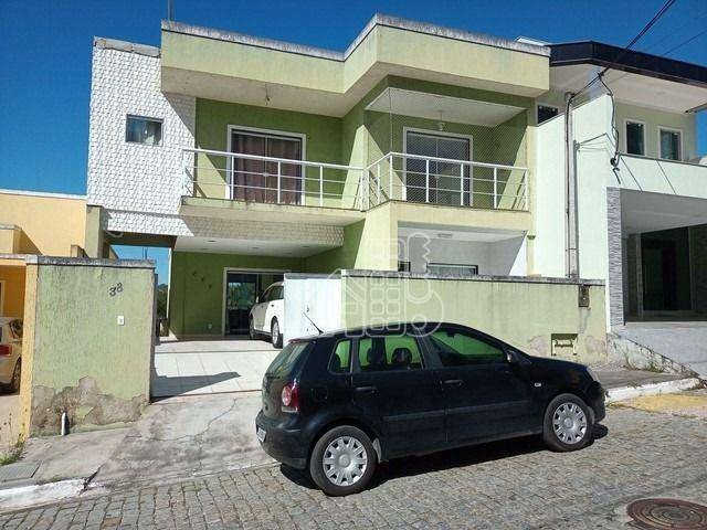 Casa com 4 quartos à venda, 270 m² por R$ 650.000 - Arsenal - São Gonçalo/RJ