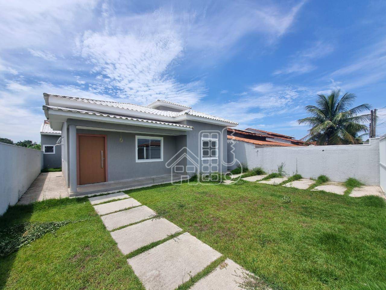 Casa com 3 dormitórios à venda, 120 m² por R$ 650.000,01 - Jardim Atlântico Central (Itaipuaçu) - Maricá/RJ
