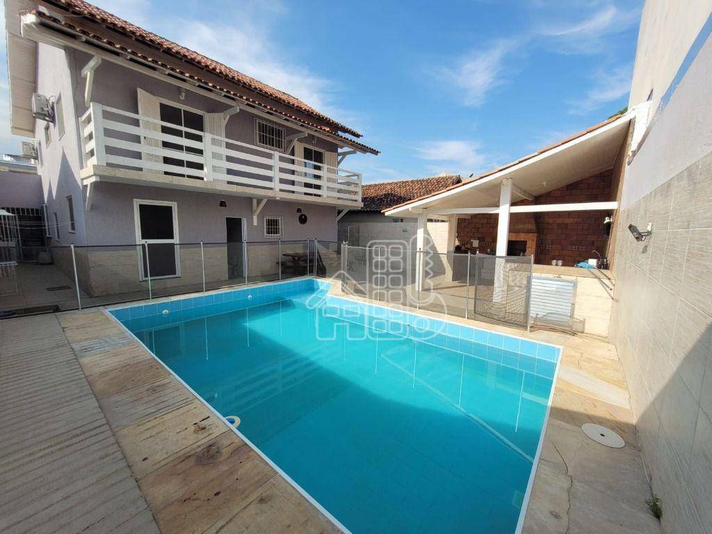 Casa com 6 quartos para alugar, 218 m² por R$ 6.000/mês - Piratininga - Niterói/RJ