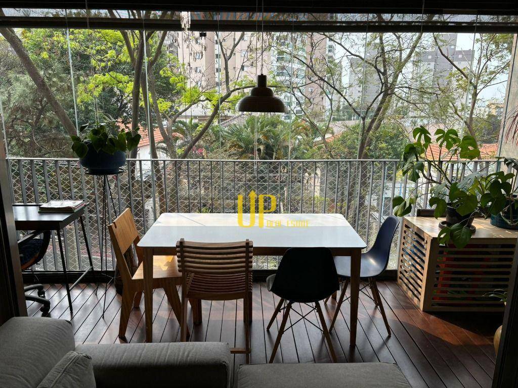 Apartamento com 1 dormitório para alugar, 44 m² por R$ 6.703,17/mês - Vila Mariana - São Paulo/SP