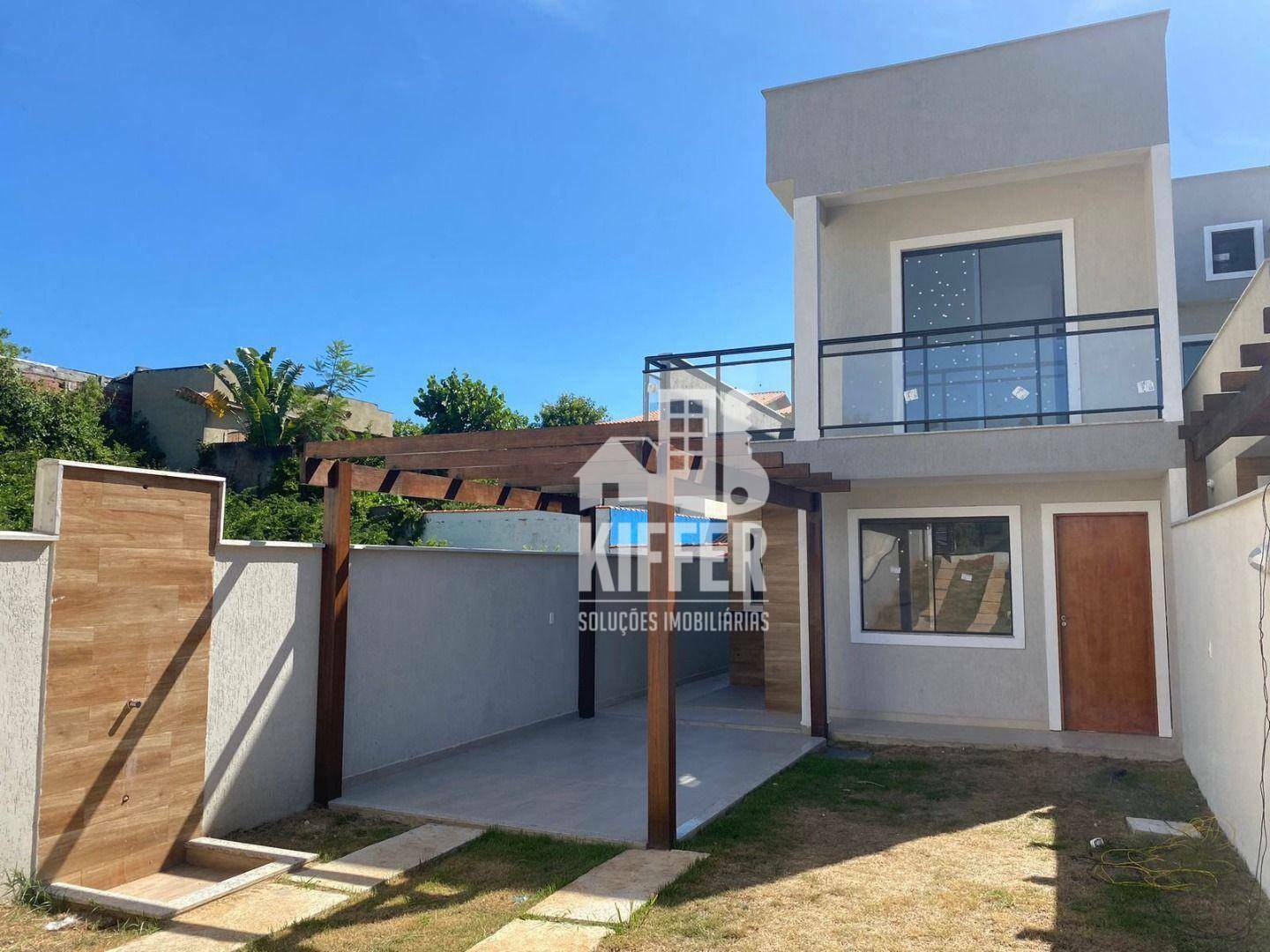 Casa com 3 quartos à venda, 100 m² por R$ 650.000 - Cordeirinho - Maricá/RJ