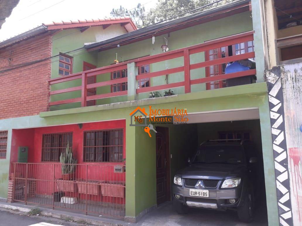 Casa com 2 dormitórios à venda, 123 m² por R$ 320.000,00 - Conjunto Residencial Haroldo Veloso - Guarulhos/SP