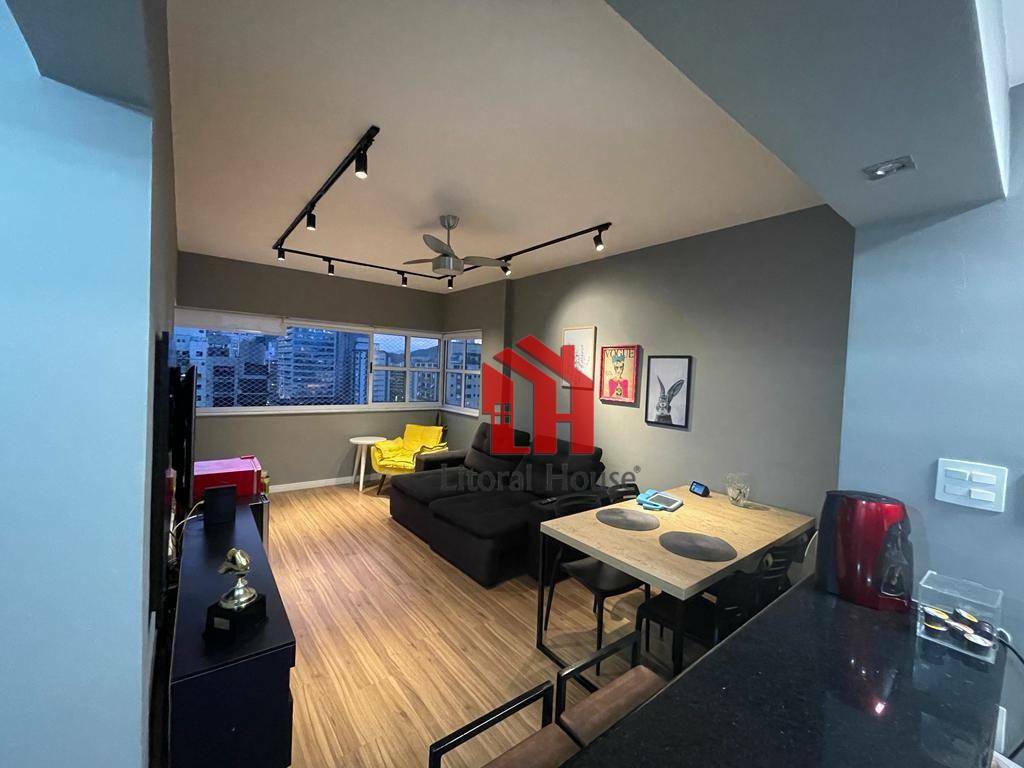 Flat reformado com 2 dormitórios à venda, 72 m² por R$ 505.000 - Boqueirão - Santos/SP