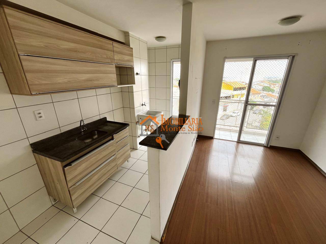 Apartamento com 2 dormitórios à venda, 52 m² por R$ 270.000,00 - Vila Bremen - Guarulhos/SP