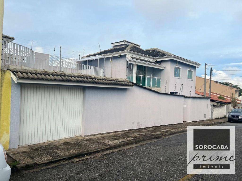 Sobrado com 3 dormitórios ( sendo 1 suíte)  à venda, 160 m² por R$ 850.000 - Vila Fiori - Sorocaba/SP
