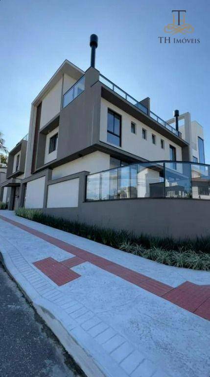 Casa com 4 dormitórios à venda, 170 m² por R$ 2.200.000,00 - Ariribá - Balneário Camboriú/SC