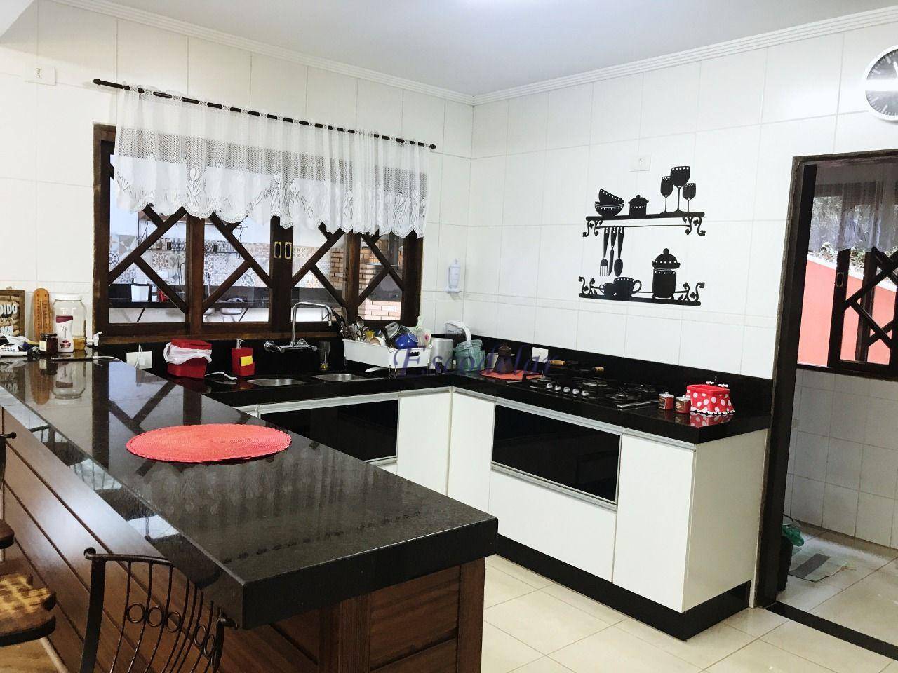 Casa com 3 dormitórios à venda, 230 m² por R$ 876.000,00 - Santa Inês - Caieiras/SP