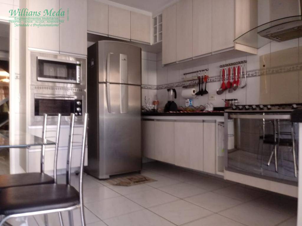 Sobrado com 4 dormitórios à venda, 185 m² por R$ 650.000 - Macedo - Guarulhos/SP