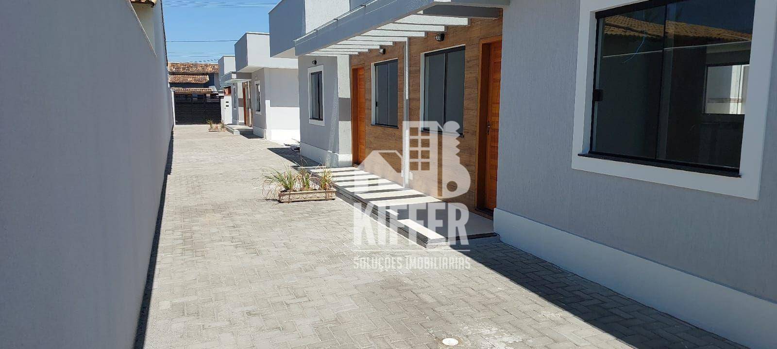 Casa com 2 dormitórios à venda, 74 m² por R$ 450.000,00 - Jardim Atlântico Central (Itaipuaçu) - Maricá/RJ