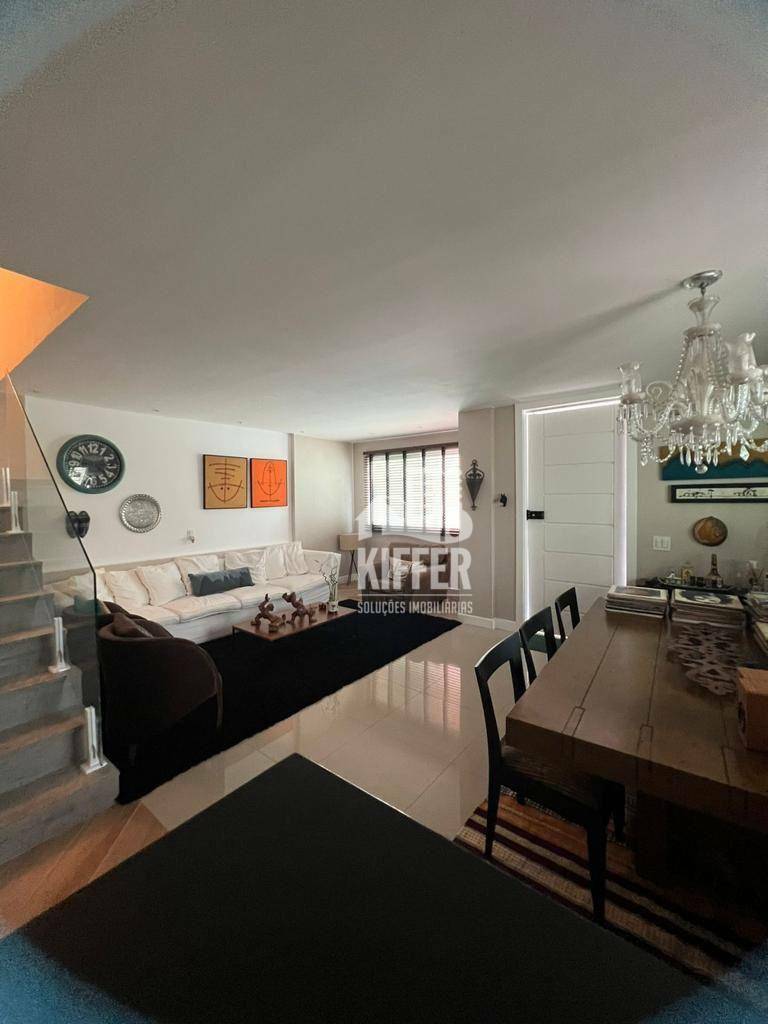 Casa com 3 quartos à venda, 240 m² por R$ 1.690.000 - São Francisco - Niterói/RJ