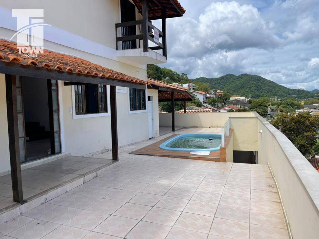 Casa com 3 dormitórios para alugar, 170 m² por R$ 4.000,00/mês - Piratininga - Niterói/RJ