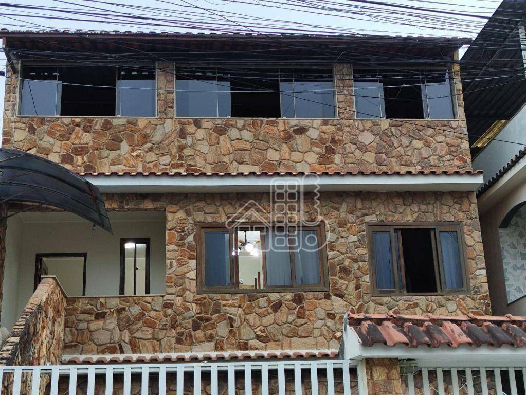 Casa com 4 quartos à venda por R$ 380.000 - Sete Pontes - São Gonçalo/RJ