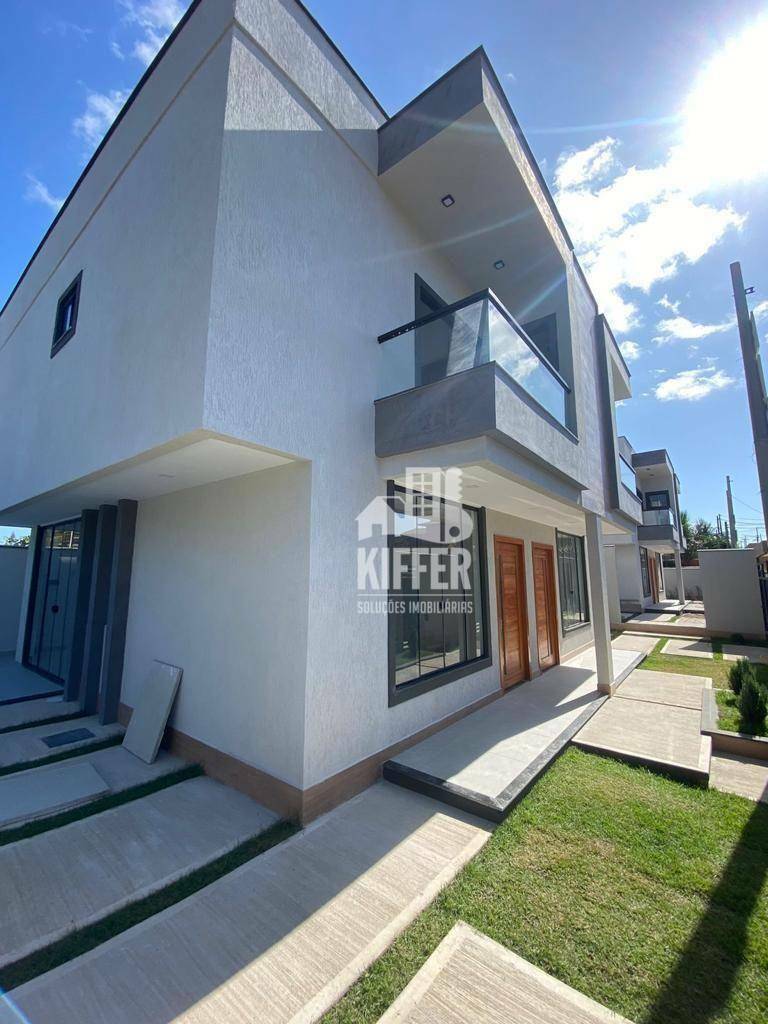 Casa com 3 dormitórios à venda, 122 m² por R$ 660.000,00 - Itaipuaçu - Maricá/RJ