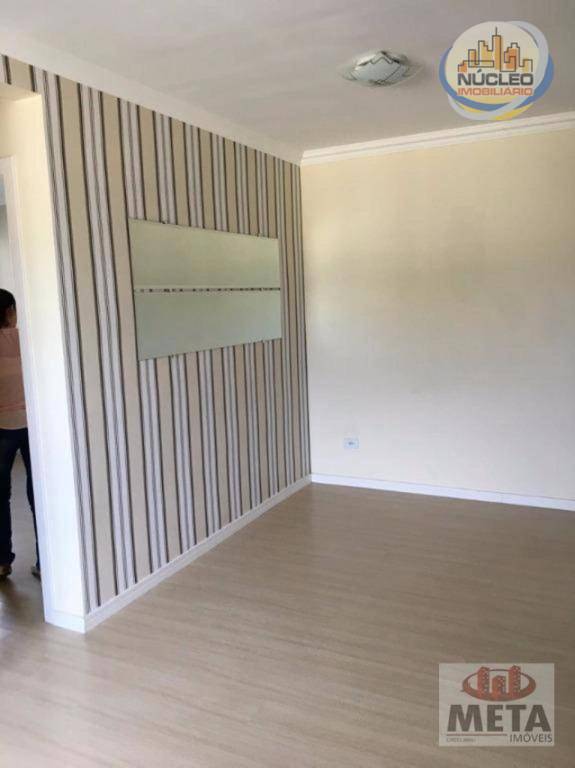 Apartamento com 3 Dormitórios à venda, 62 m² por R$ 230.000,00