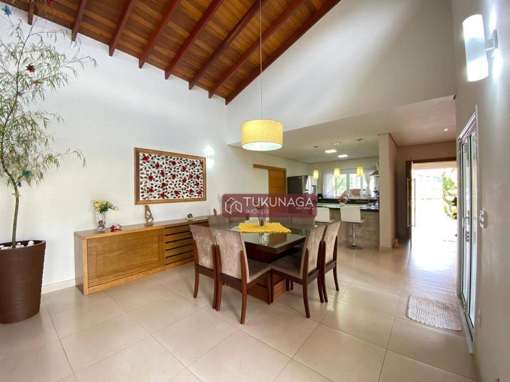 Casa à venda, 370 m² por R$ 2.200.000,00 - Condomínio Shambala II - Atibaia/SP