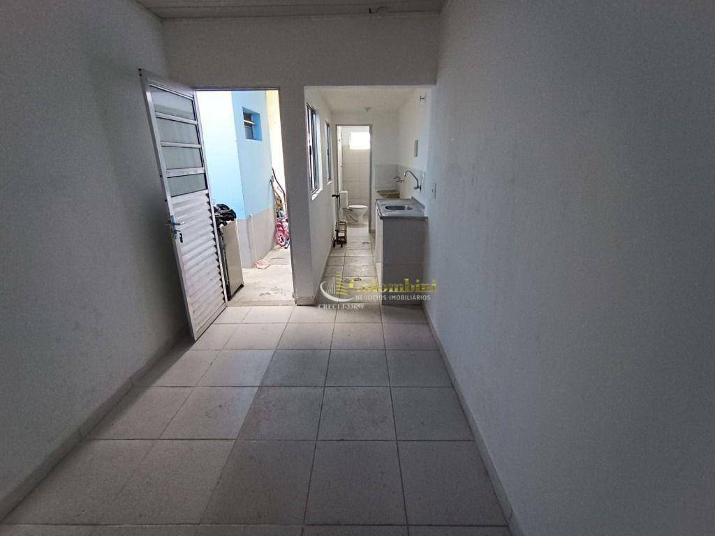 Casa com 1 dormitório para alugar, 40 m² por R$ 1.175/mês - Prosperidade - São Caetano do Sul/SP