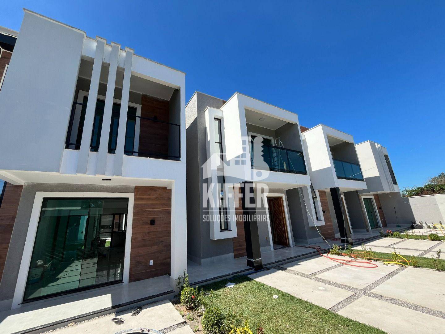 Casa Duplex à venda por R$ 535.000 - Jardim Atlântico Leste (Itaipuaçu) - Maricá/RJ