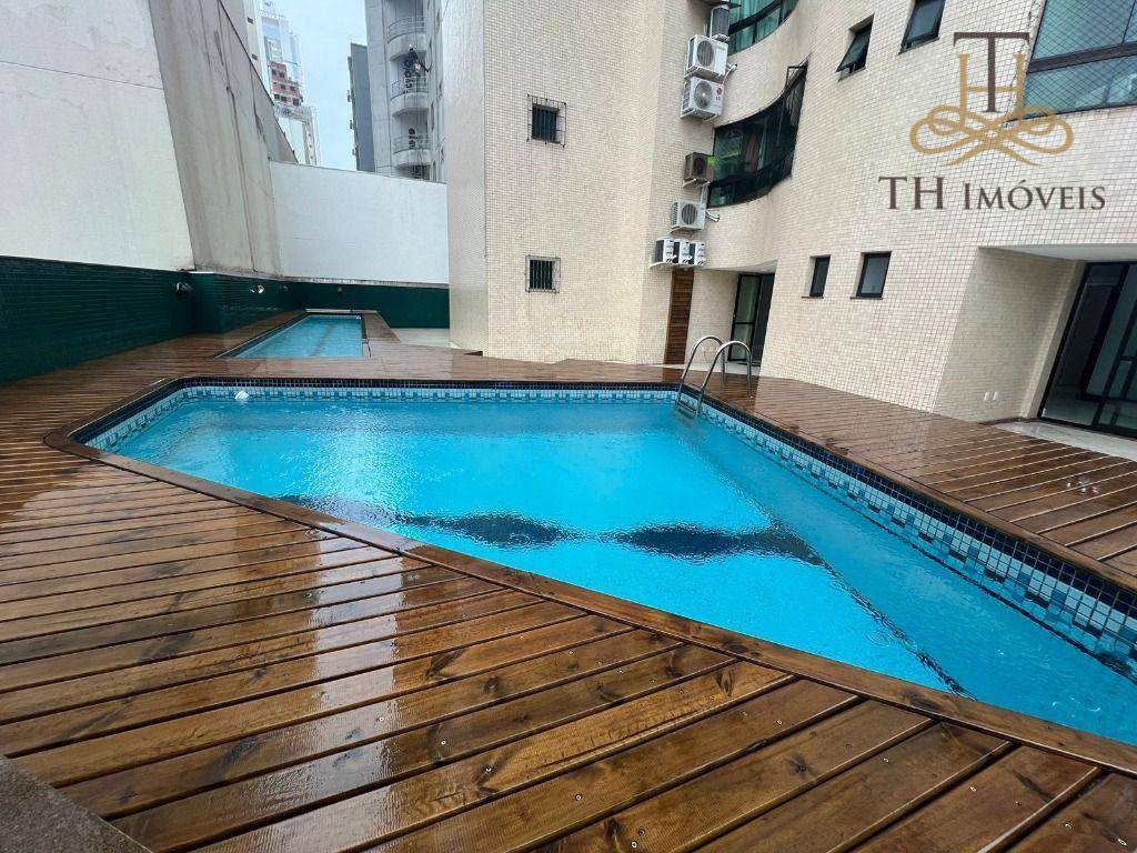 Apartamento com 3 dormitórios à venda, 597 m² por R$ 3.900.000,00 - Centro - Balneário Camboriú/SC