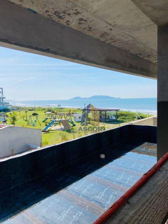 Apartamento pé na areia com 3 dormitórios sendo 1 suíte e 2 Demi suíte à venda por R$ 2.490.000 - Morro das Pedras - Florianópolis/SC