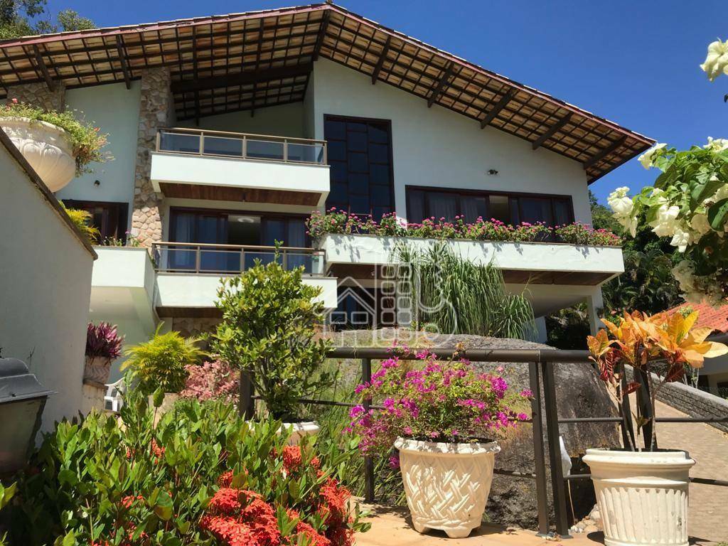 Casa com 4 dormitórios à venda, 437 m² por R$ 2.390.000,00 - Itaipu - Niterói/RJ