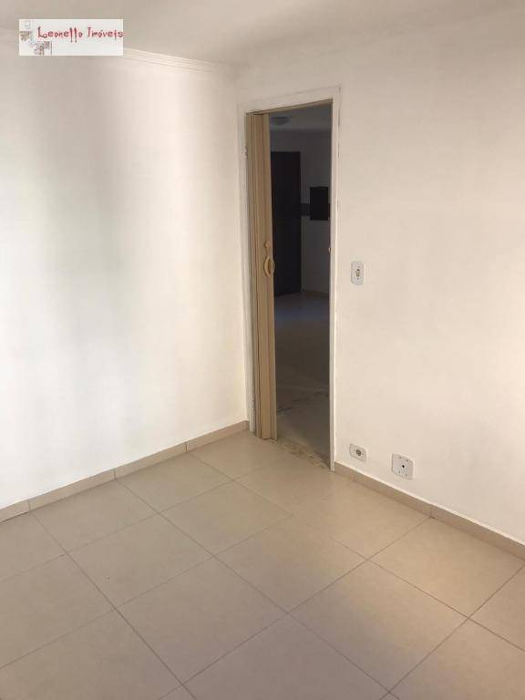 Apartamento com 2 dormitórios para alugar, 50 m² - Vila Camilópolis - Santo André/SP