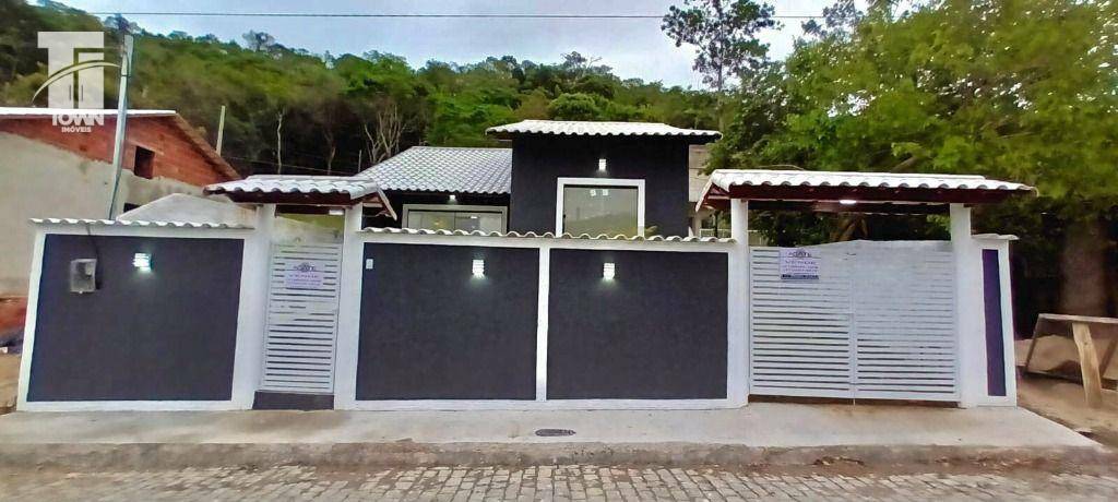 Casa com 3 dormitórios à venda, 74 m² por R$ 360.000,00 - Várzea das Moças - São Gonçalo/RJ